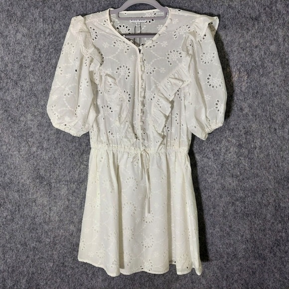 Muse Dresses & Skirts - Miou Muse Dress‎ M Florence Embroidered Eyelet Ruffle Button coastal Beach Boho